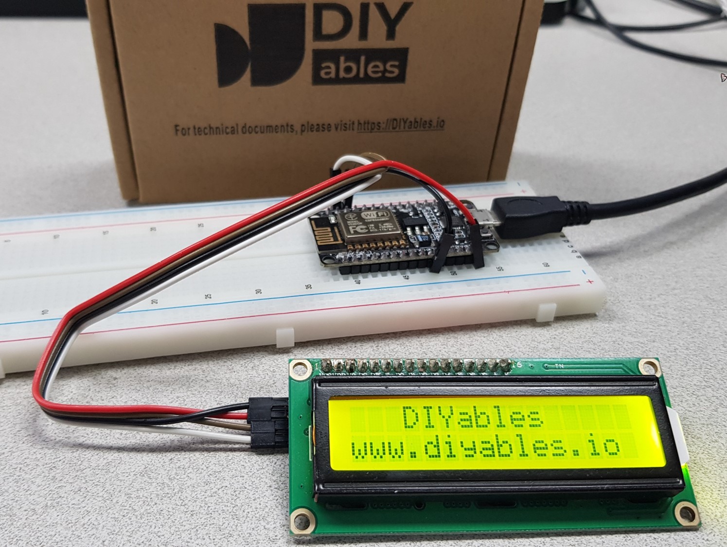 ESP8266 NodeMCU exibindo texto no LCD